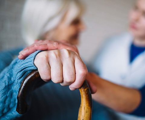 تكلفة استقدام ممرضة منزلية هاوس ميد تكلفة استقدام ممرضة منزلية